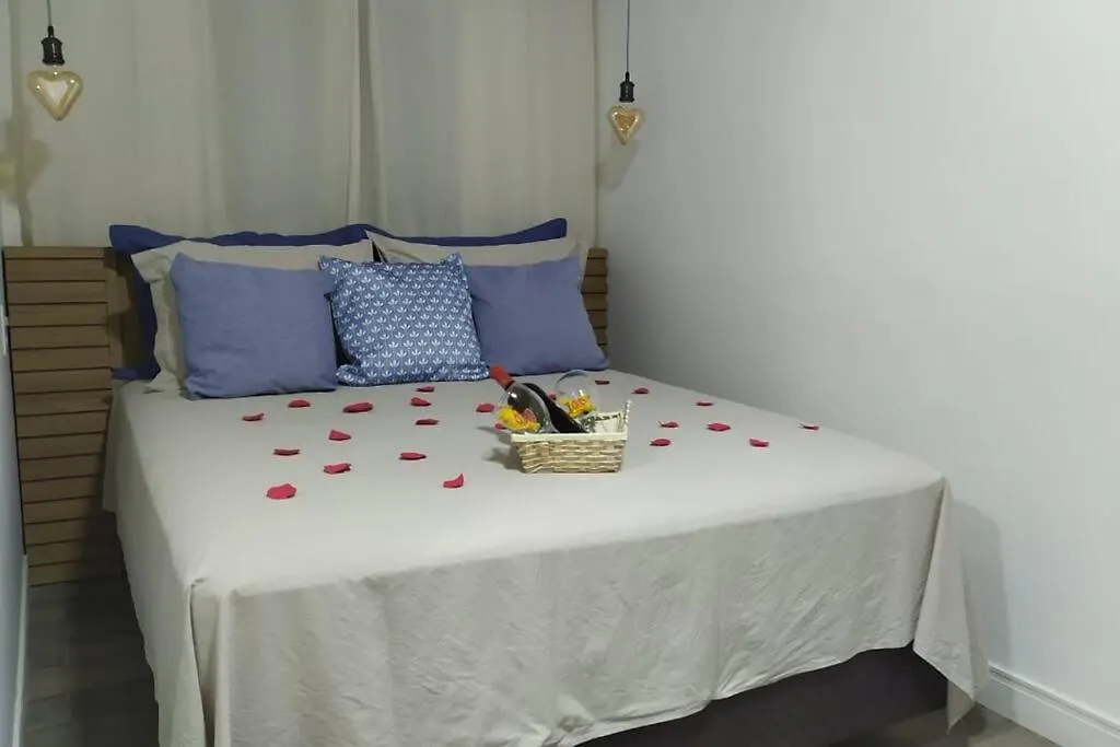 Residencial Agatha Bombinhas Sc Suite 08 0*,  Brazílie